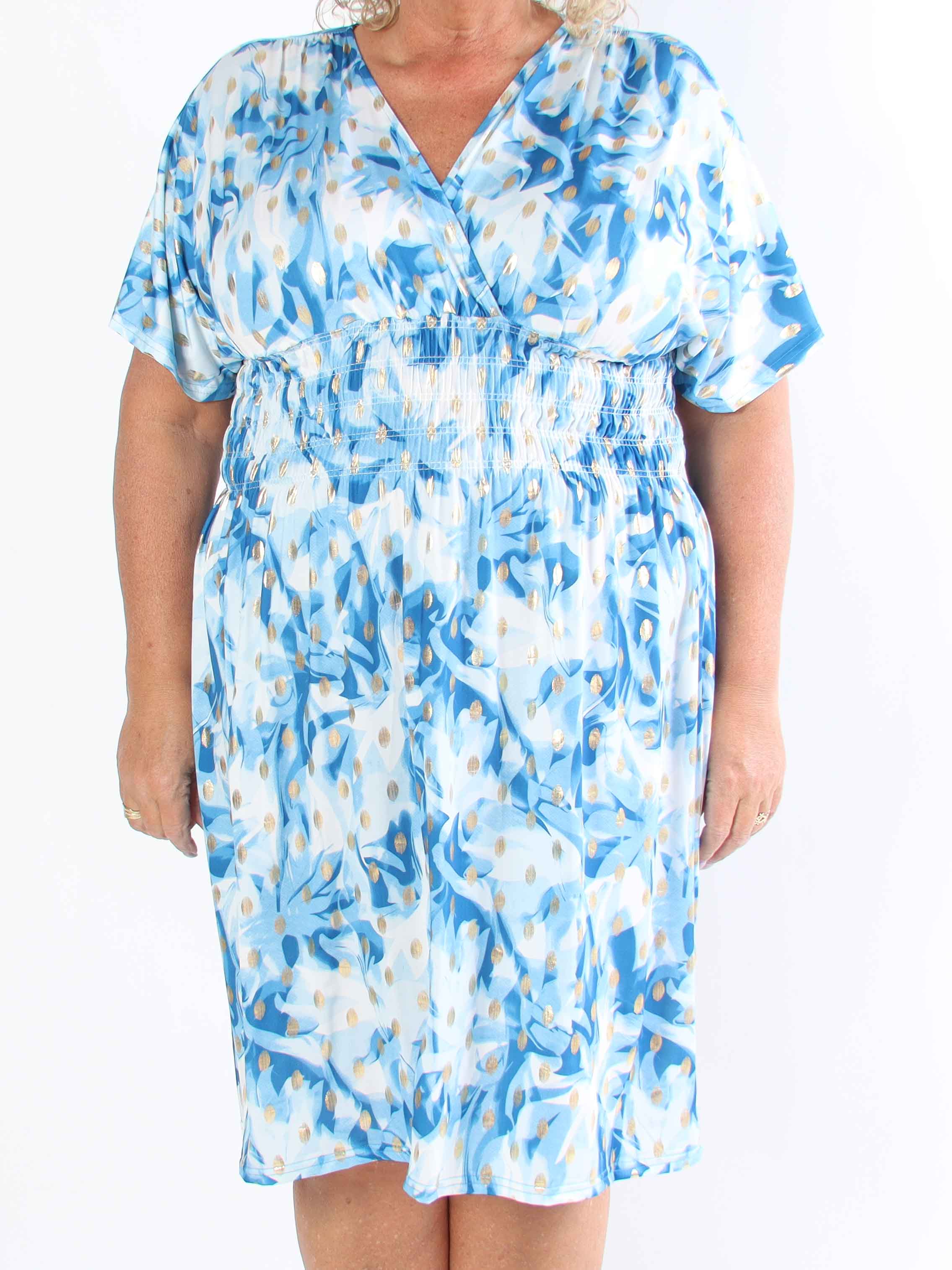 Pams Vacay Short - Mønstret elastisk plus size kjole med smock i taljen